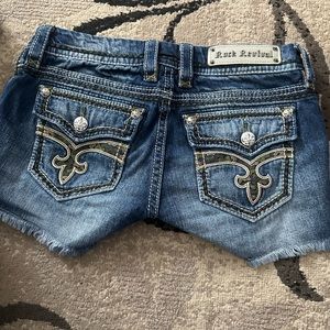 Newer shorts only worn a handful of times